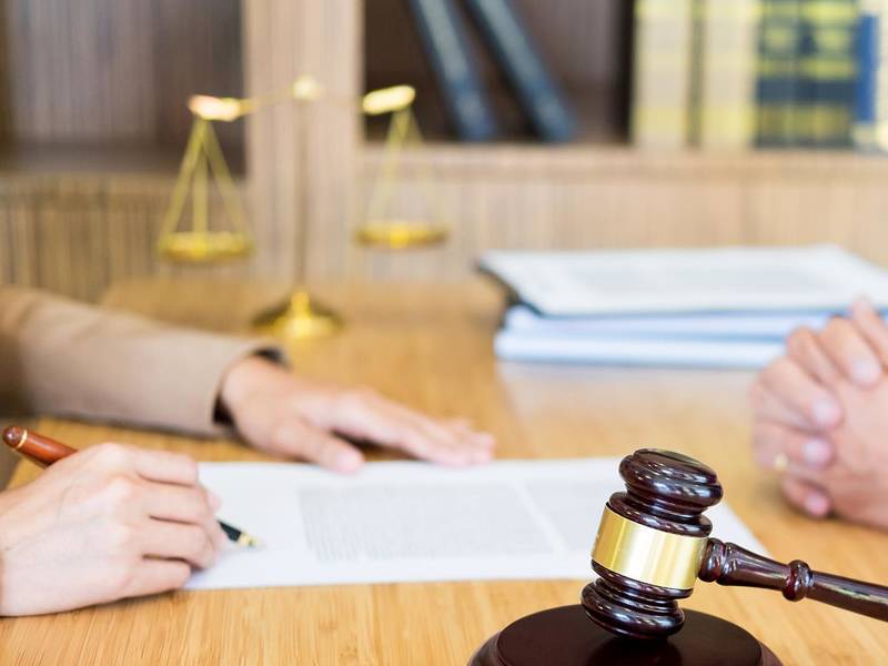 上海债务纠纷律师：担保人起诉债务人的关键要点与策略